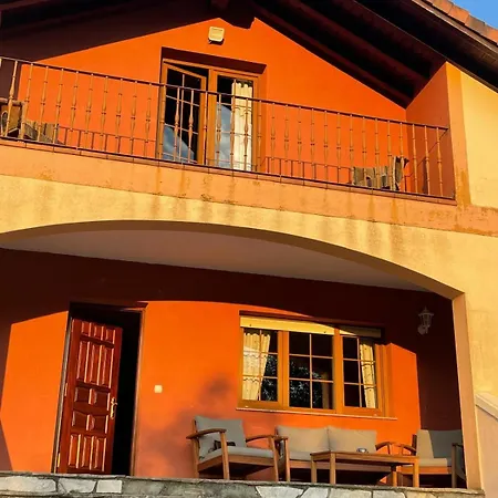 Casuca Cantabra Ferienhaus Horna